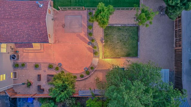 415 Amherst Drive SE, Albuquerque, NM 87106