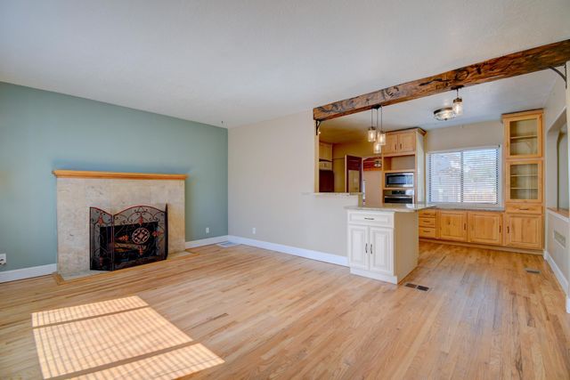 415 Amherst Drive SE, Albuquerque, NM 87106