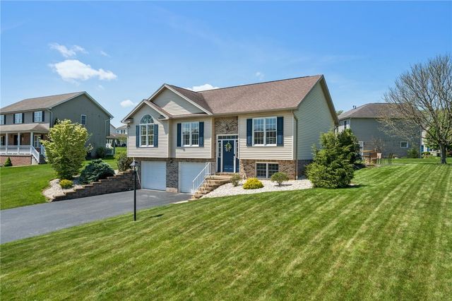 1012 BLUE RIDGE DRIVE, Unity Twp, PA 15650