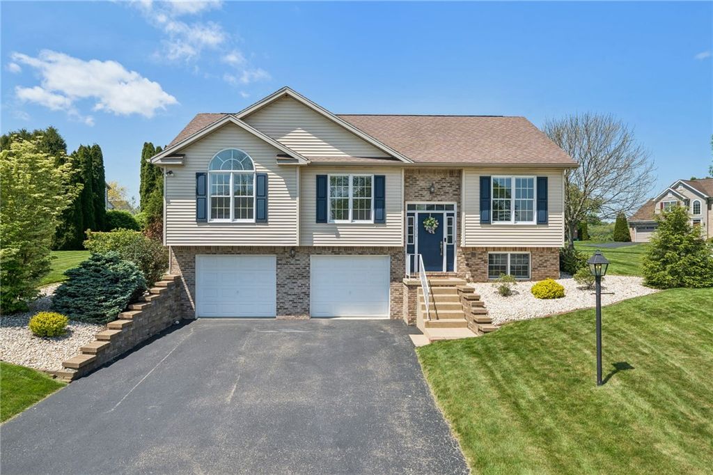 1012 BLUE RIDGE DRIVE, Unity Twp, PA 15650