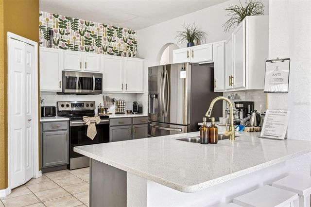 147 TROON CIRCLE, Davenport, FL 33897