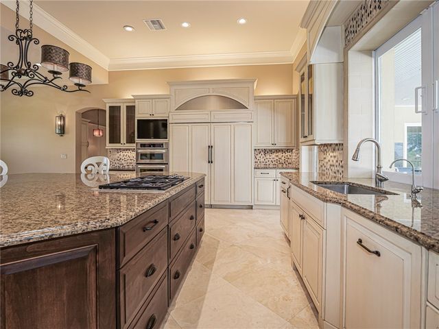 6655 Carson Trail Drive, Vero Beach, FL 32967