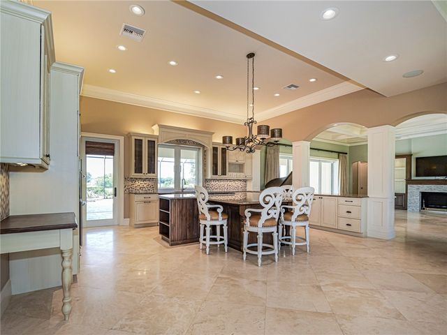 6655 Carson Trail Drive, Vero Beach, FL 32967