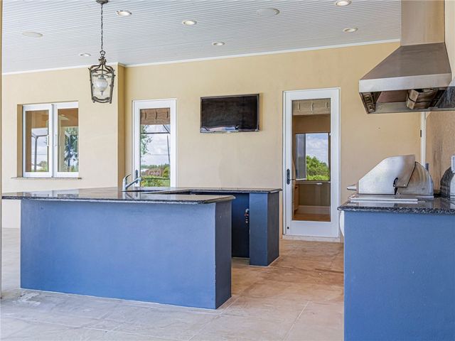 6655 Carson Trail Drive, Vero Beach, FL 32967