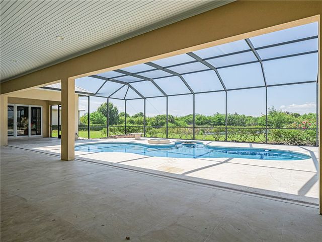 6655 Carson Trail Drive, Vero Beach, FL 32967