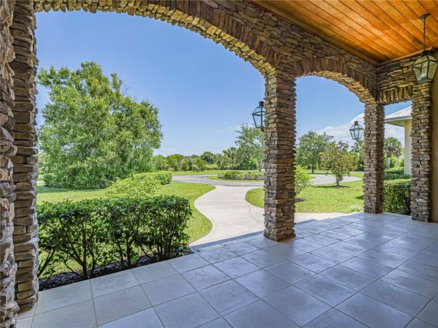 6655 Carson Trail Drive, Vero Beach, FL 32967