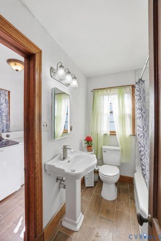 3200 Manorcrest Rd, Richmond, VA 23234