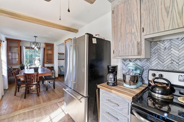 3200 Manorcrest Rd, Richmond, VA 23234