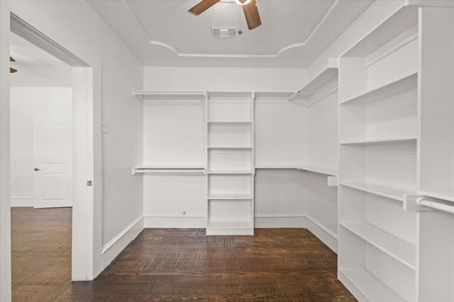 929 S Rosemont Avenue, Dallas, TX 75208