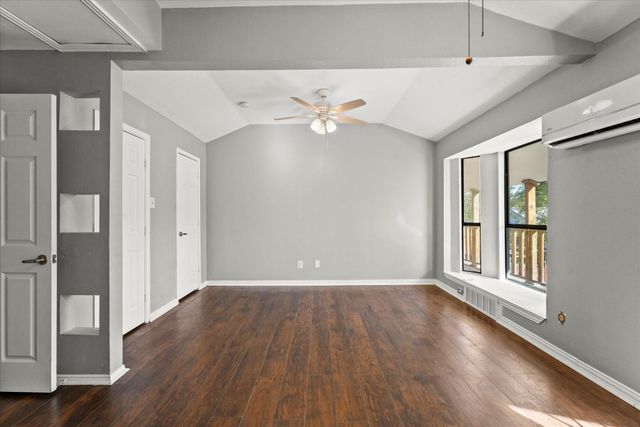929 S Rosemont Avenue, Dallas, TX 75208
