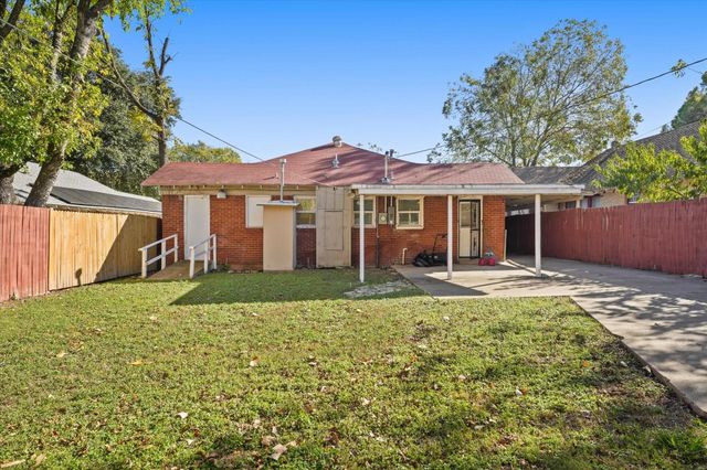 929 S Rosemont Avenue, Dallas, TX 75208