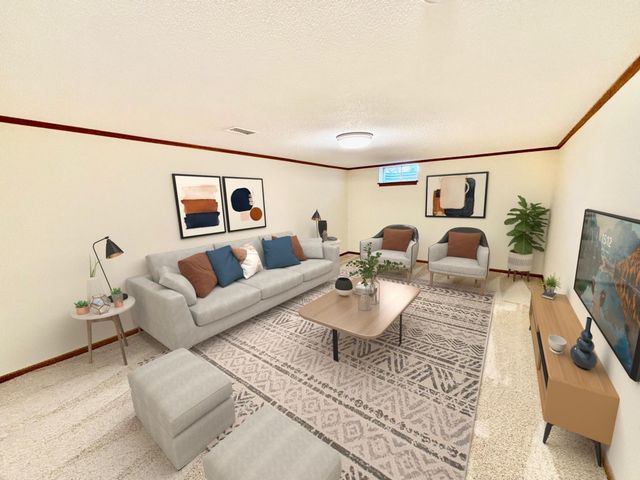 130 17th Avenue N, South Saint Paul, MN 55075