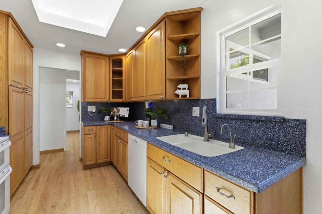 Image 17 of property listing at 5897 Erskine Court, San Jose, CA 95123
