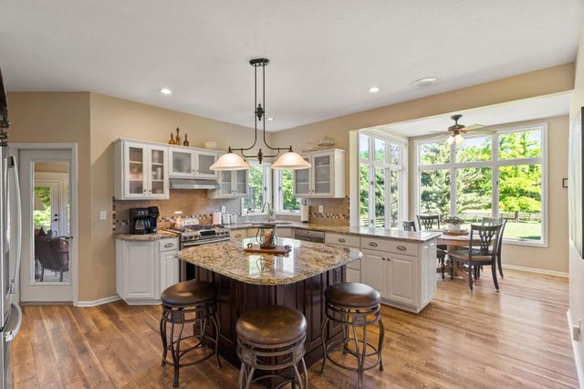 4700 E DEER NOLL RD, Columbia, MO 65201