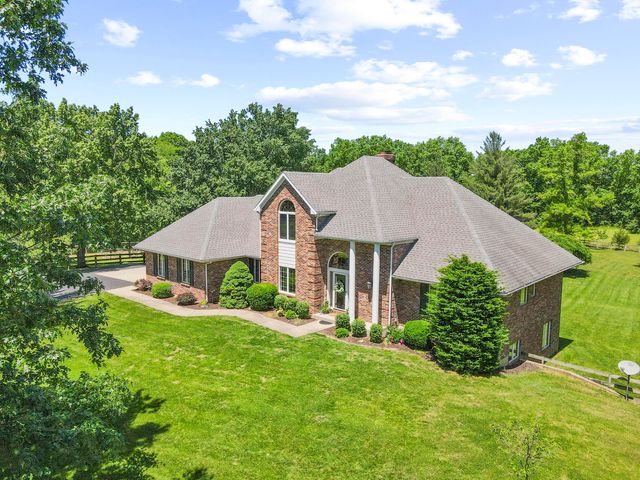 4700 E DEER NOLL RD, Columbia, MO 65201