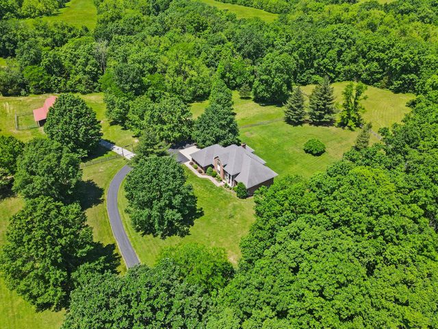 4700 E DEER NOLL RD, Columbia, MO 65201