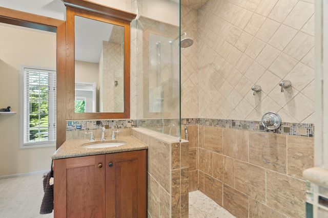 4700 E DEER NOLL RD, Columbia, MO 65201