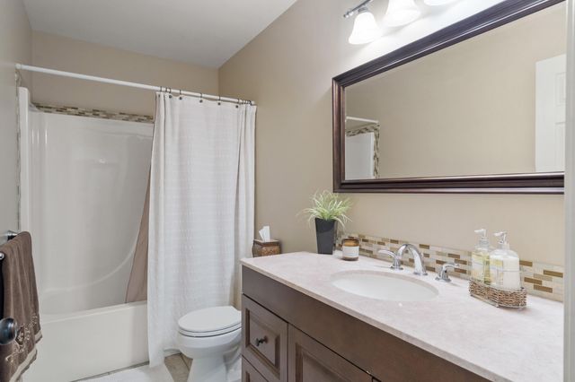 4700 E DEER NOLL RD, Columbia, MO 65201
