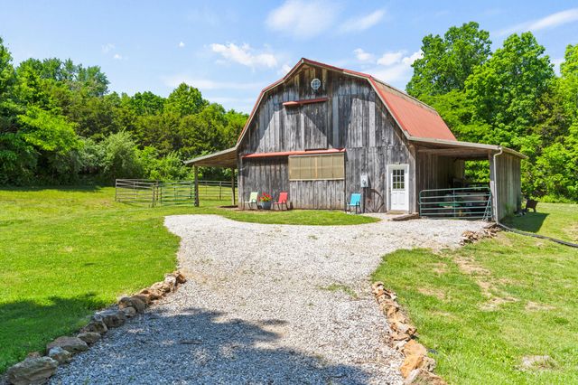4700 E DEER NOLL RD, Columbia, MO 65201