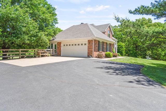 4700 E DEER NOLL RD, Columbia, MO 65201