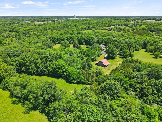4700 E DEER NOLL RD, Columbia, MO 65201