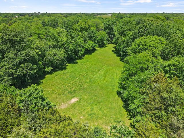 4700 E DEER NOLL RD, Columbia, MO 65201