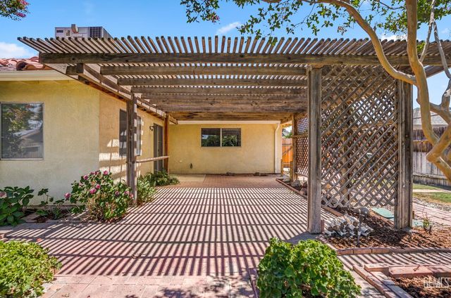 14412 Culiacan Avenue, Bakersfield, CA 93314