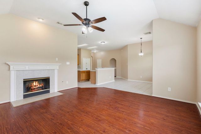 10015 Elm Knoll Trail, Houston, TX 77064