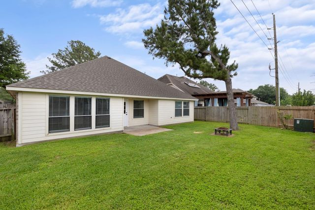 10015 Elm Knoll Trail, Houston, TX 77064