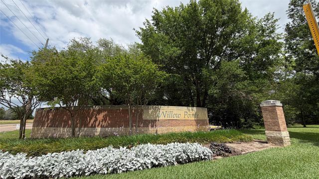 10015 Elm Knoll Trail, Houston, TX 77064