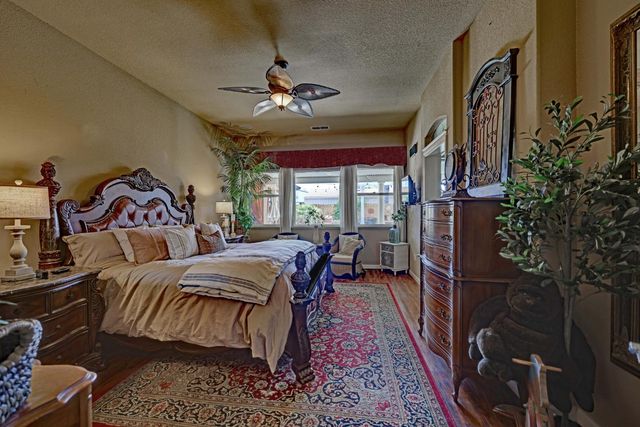 3319 Corinthian Ln, Auburn, CA 95603