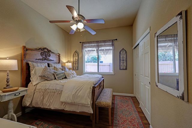 3319 Corinthian Ln, Auburn, CA 95603