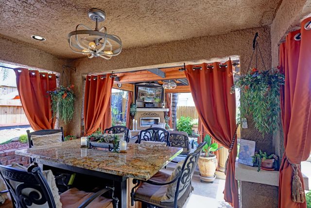 3319 Corinthian Ln, Auburn, CA 95603