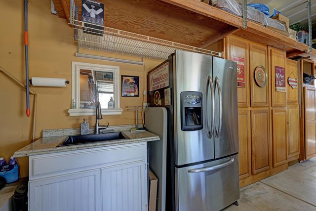 3319 Corinthian Ln, Auburn, CA 95603