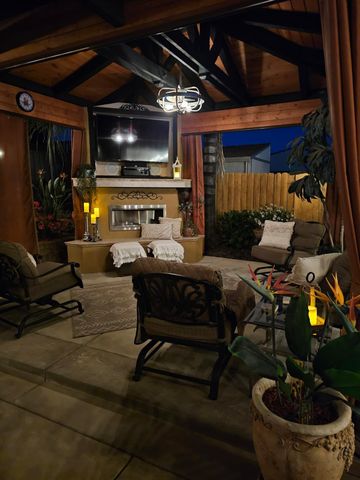 3319 Corinthian Ln, Auburn, CA 95603