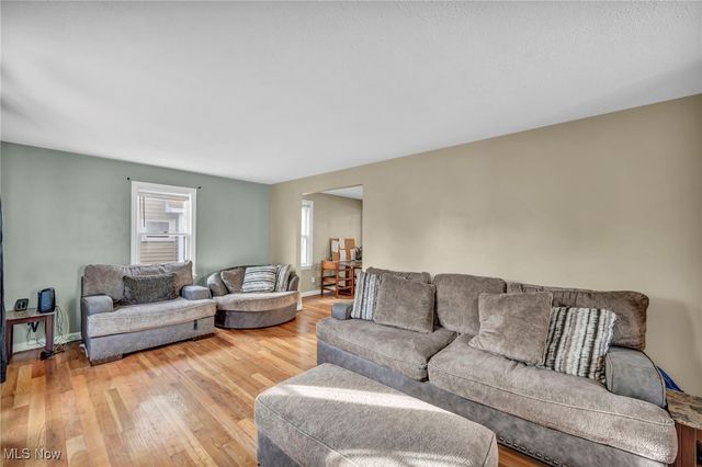 19309 Nitra Avenue, Maple Heights, OH 44137