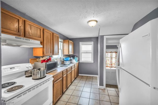 19309 Nitra Avenue, Maple Heights, OH 44137