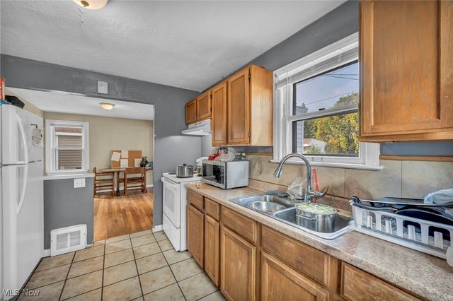 19309 Nitra Avenue, Maple Heights, OH 44137