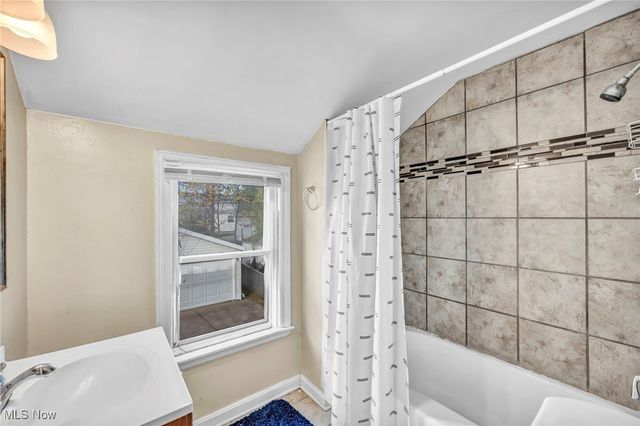 19309 Nitra Avenue, Maple Heights, OH 44137