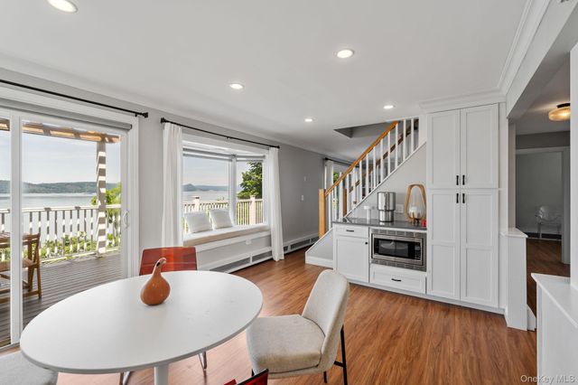 12 Riverview Court, Ossining, NY 10562
