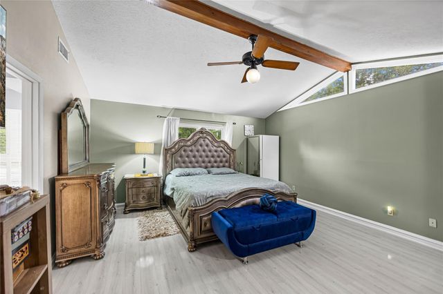102 Crestway Drive, Baytown, TX 77520