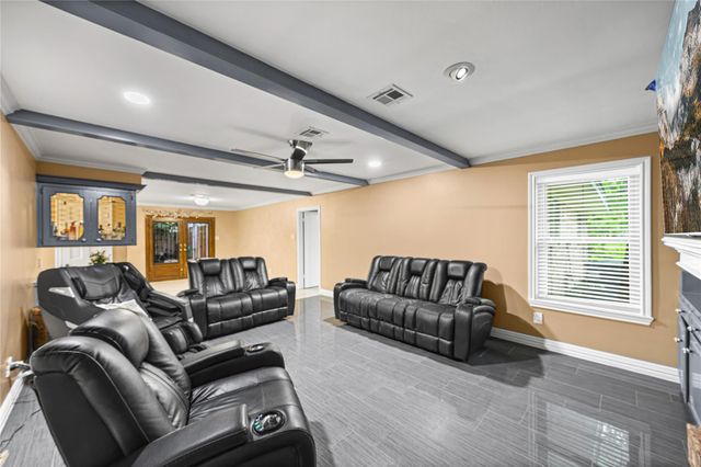102 Crestway Drive, Baytown, TX 77520