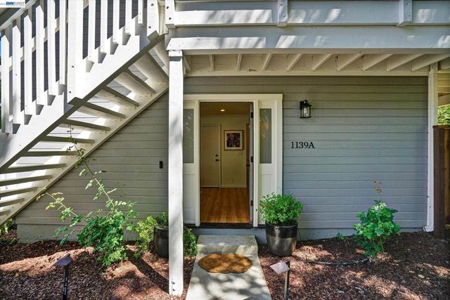 1139 Kottinger Dr. A, Pleasanton, CA 94566