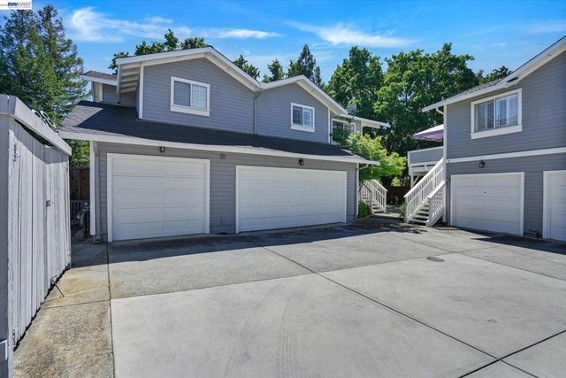 1139 Kottinger Dr. A, Pleasanton, CA 94566