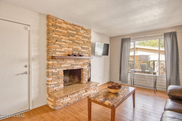 2720 W San Juan Terrace, Tucson, AZ 85713