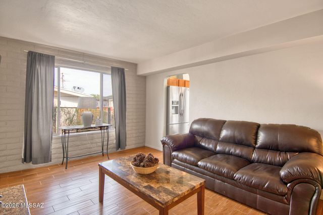2720 W San Juan Terrace, Tucson, AZ 85713