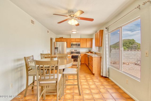 2720 W San Juan Terrace, Tucson, AZ 85713
