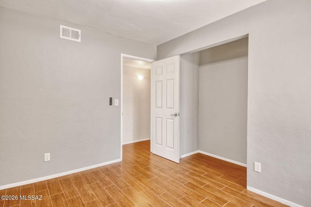 2720 W San Juan Terrace, Tucson, AZ 85713