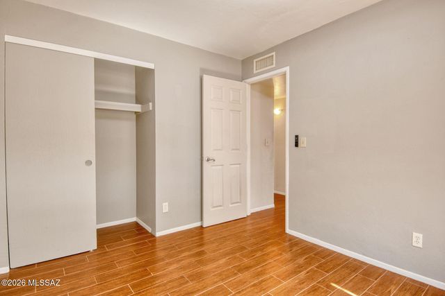 2720 W San Juan Terrace, Tucson, AZ 85713