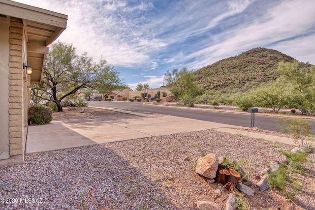 2720 W San Juan Terrace, Tucson, AZ 85713
